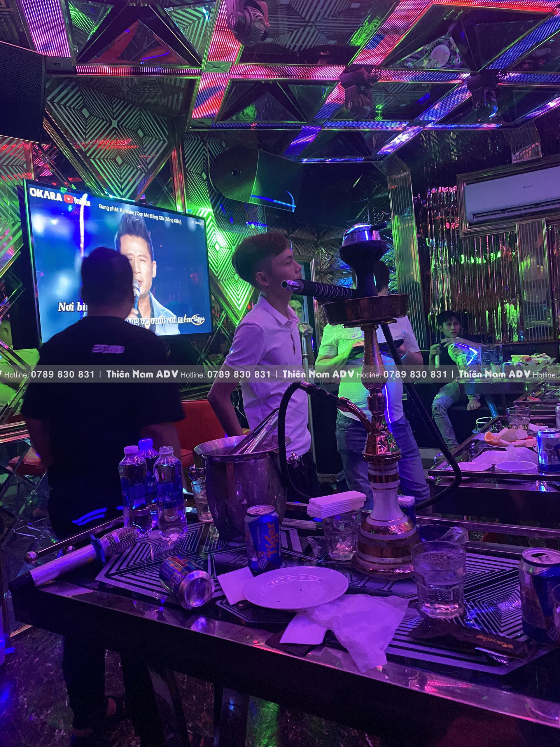 thiết kế nội thất phòng karaoke