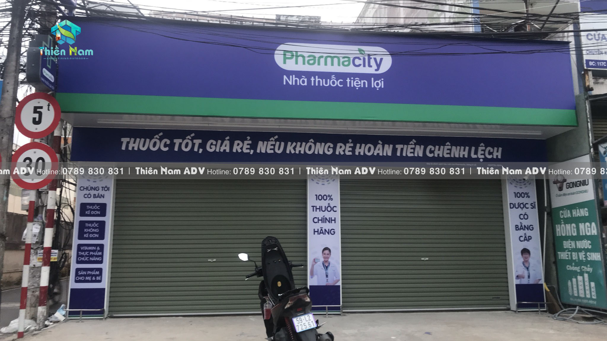 Hoàn thiện bảng hiệu Pharmacity